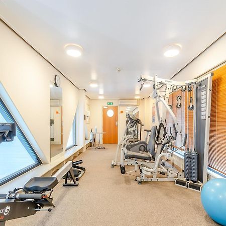 Bryn Y Mor Apartment Тенбі Екстер'єр фото