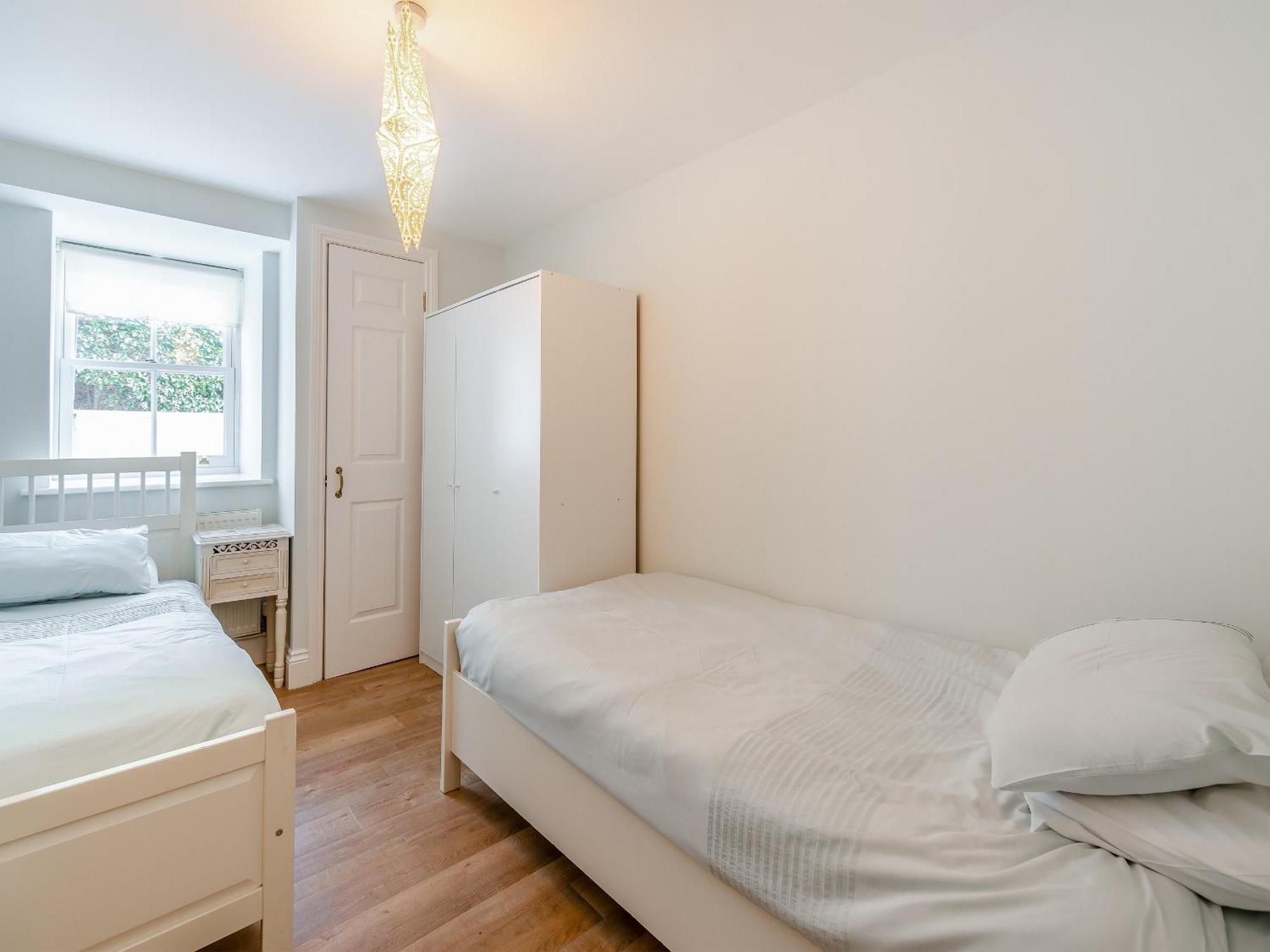 Bryn Y Mor Apartment Тенбі Екстер'єр фото